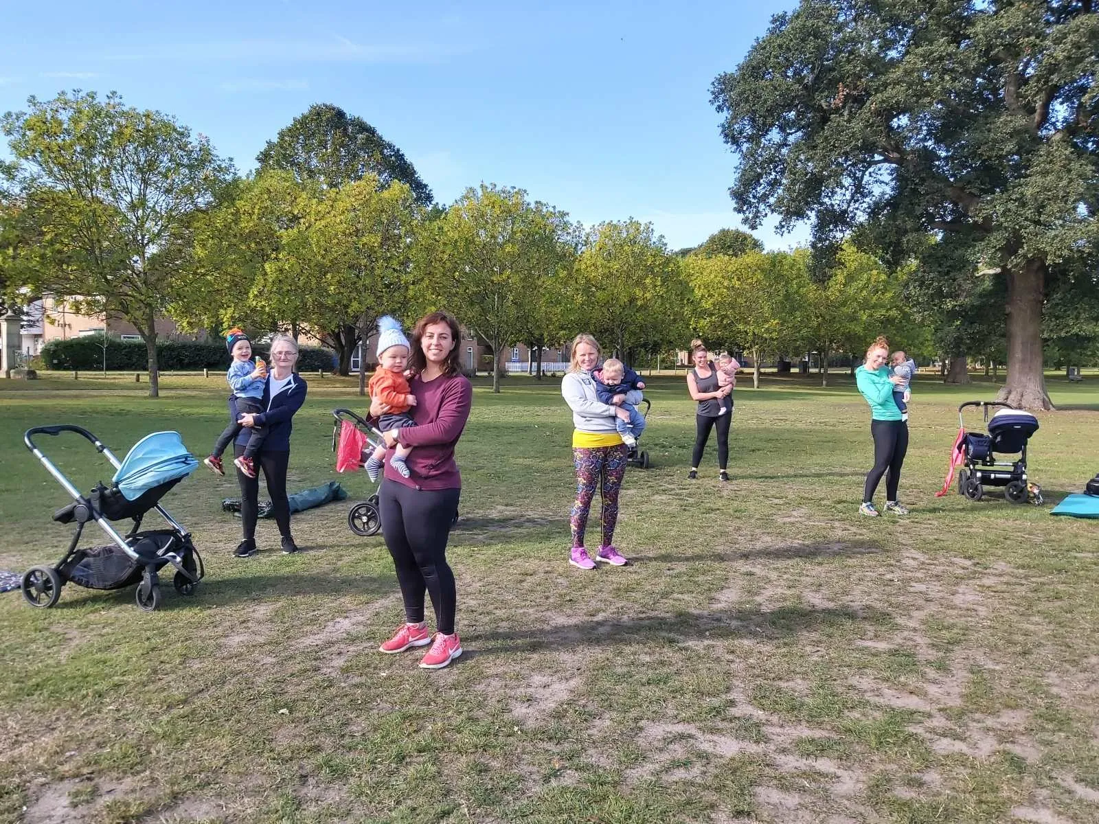 Outdoor small group training session in a Bracknell park with adults and babies, Willing Spirit Exercise